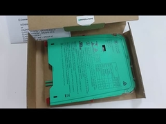 سنسور فاصله‌سنج فراصوت HiC2822: SIL 2، IP69K، دقت IO-Link